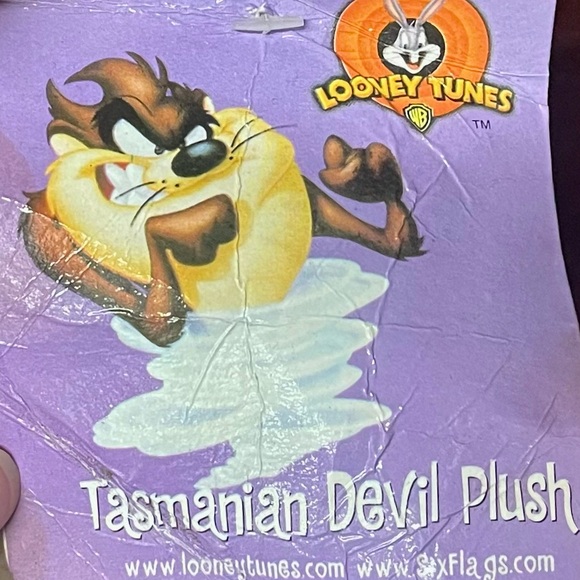Tasmanian Devil Plush - 24” Tall Six Flags Looney Tunes Prize. Vintage, Rare. - Picture 6 of 15